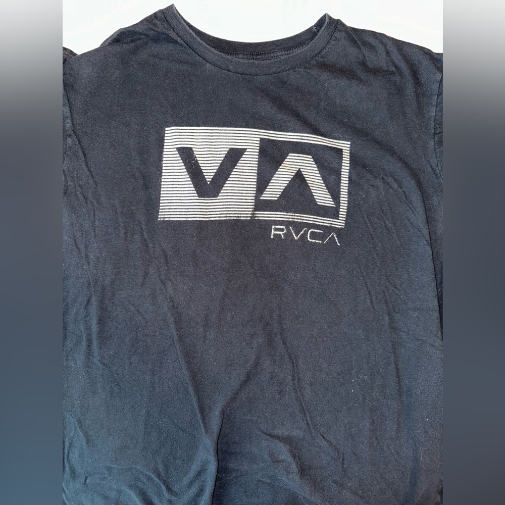 RVCA black t-shirt - L
